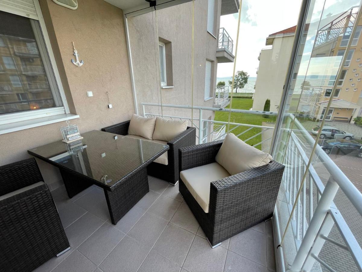 Siófoki Vízparti Nyaraló - Lake Side Apartman Exterior foto